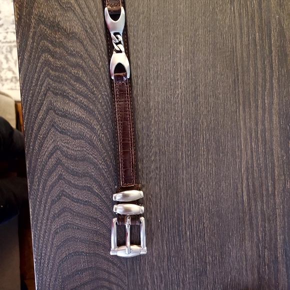 Streets Ahead Women's Brown Leather Belt, Silver Accents, Made In USA - Picture 2 of 8